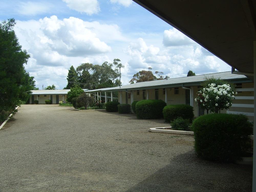 Garden Motor Inn Gundagai Dış mekan fotoğraf