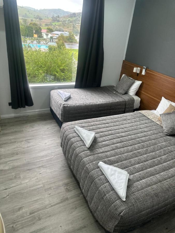 Garden Motor Inn Gundagai Dış mekan fotoğraf