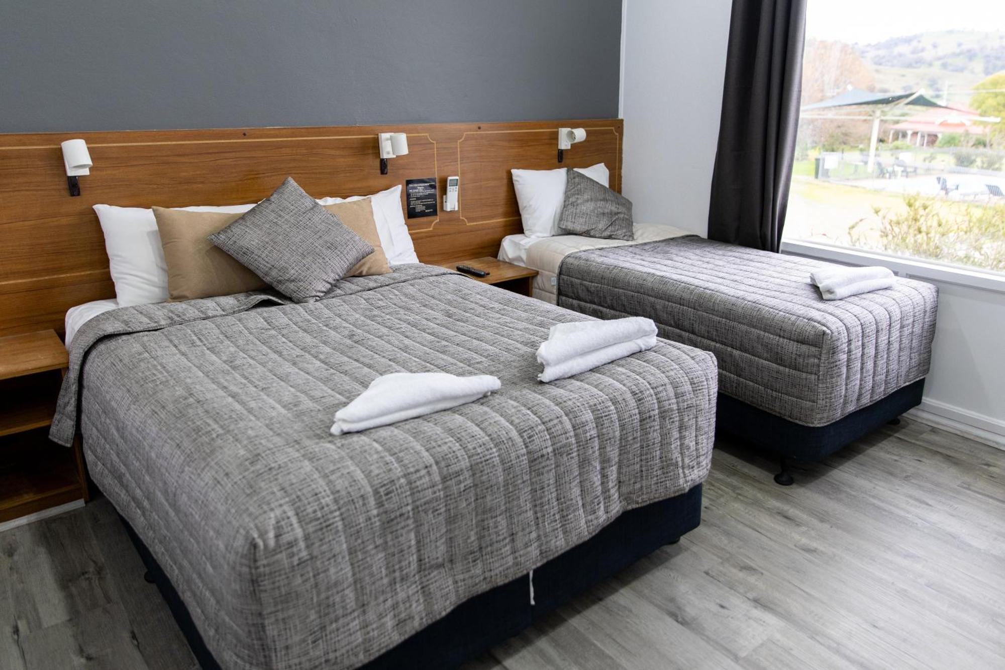 Garden Motor Inn Gundagai Dış mekan fotoğraf