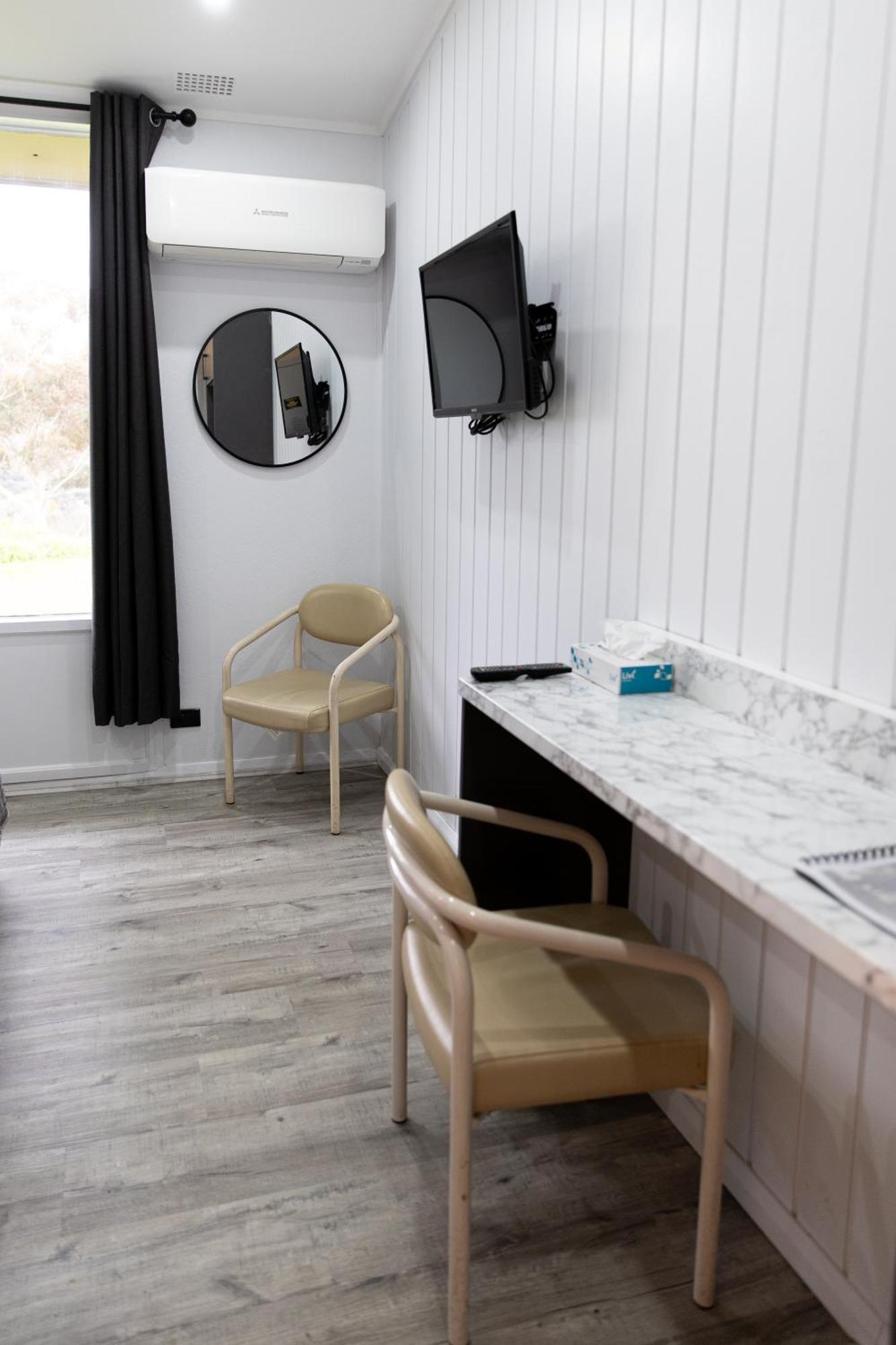 Garden Motor Inn Gundagai Dış mekan fotoğraf