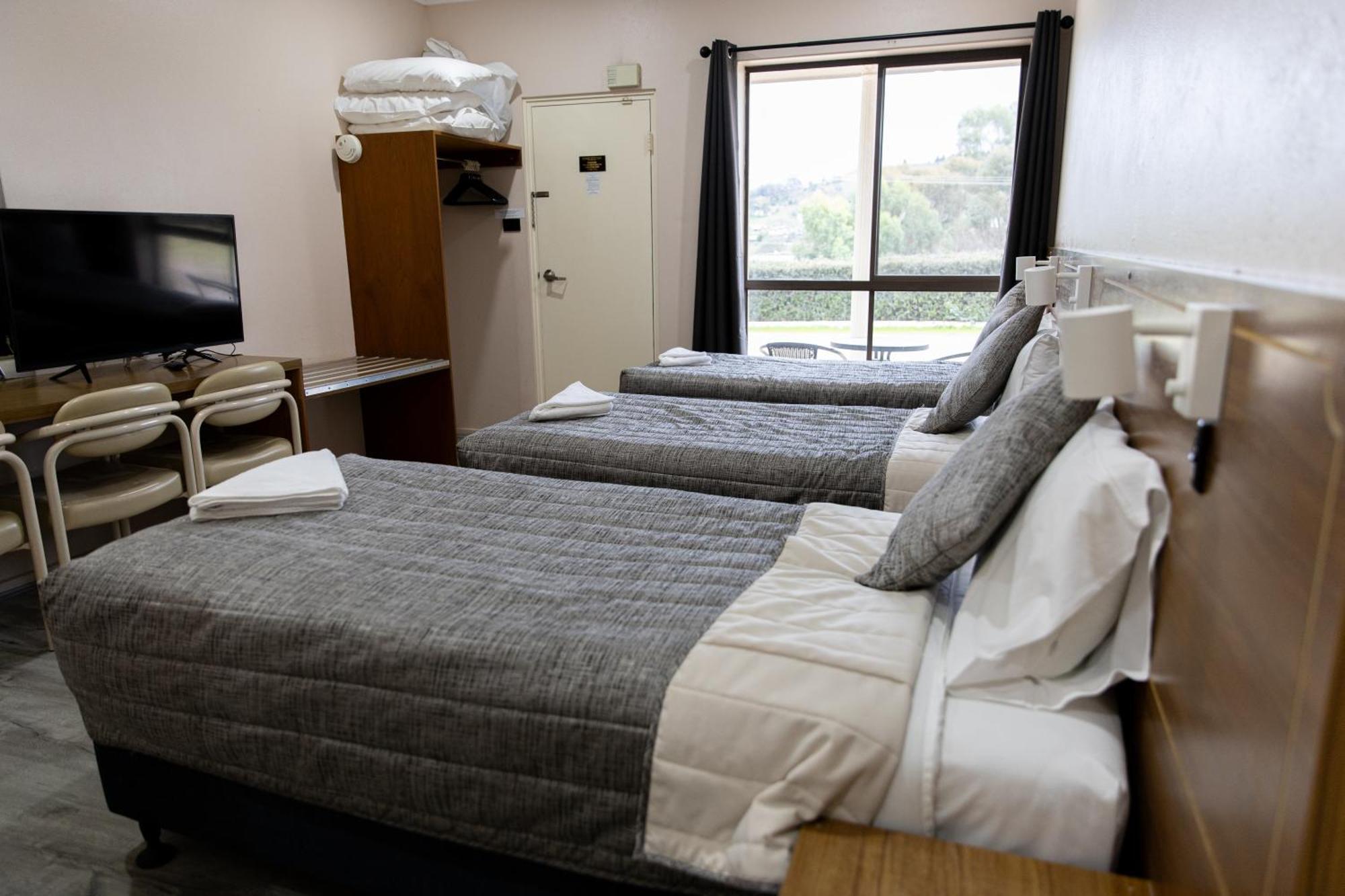 Garden Motor Inn Gundagai Dış mekan fotoğraf